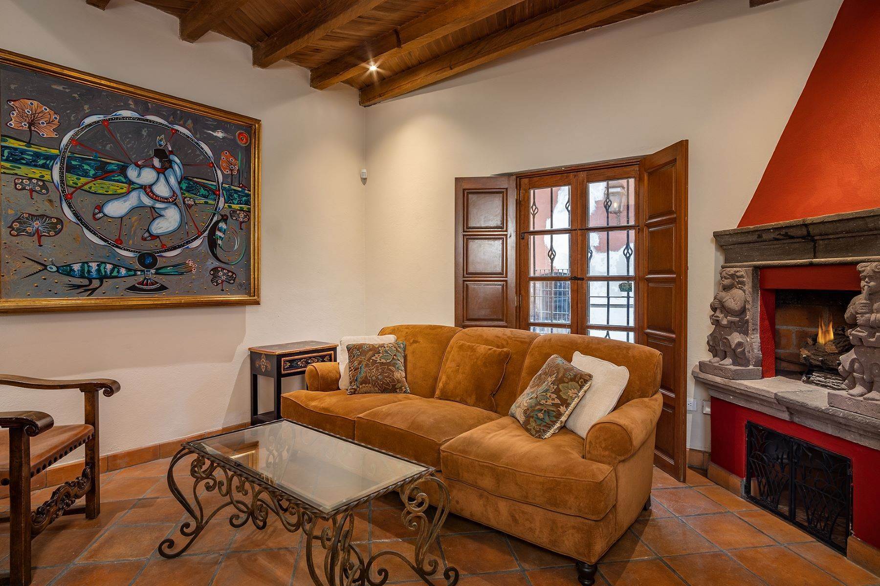 5. Single Family Homes for Sale at Hernandez Macias San Miguel De Allende, Guanajuato 37700 Mexico