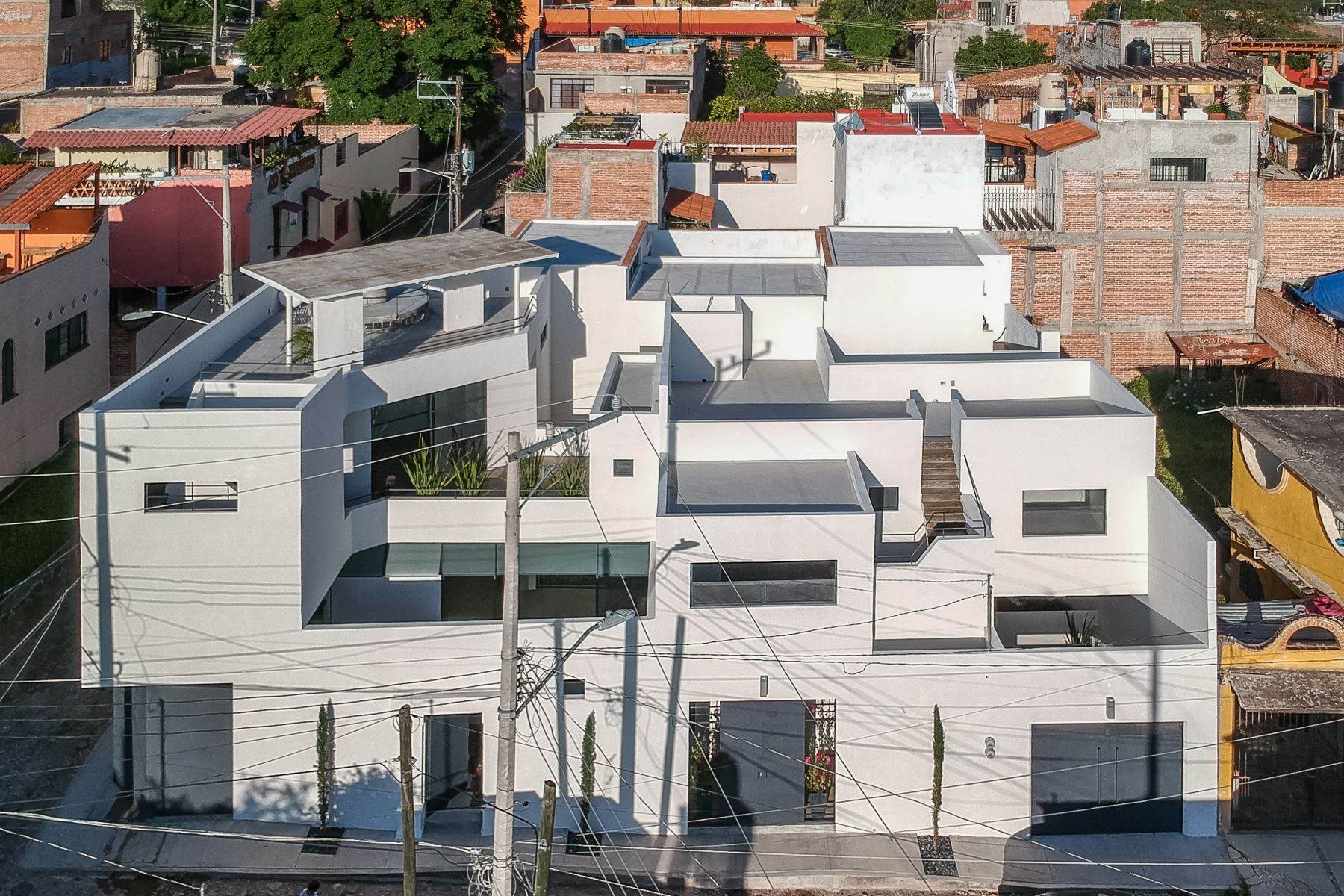 20. Single Family Homes for Sale at Las Gemas I San Miguel De Allende, Guanajuato 37732 Mexico