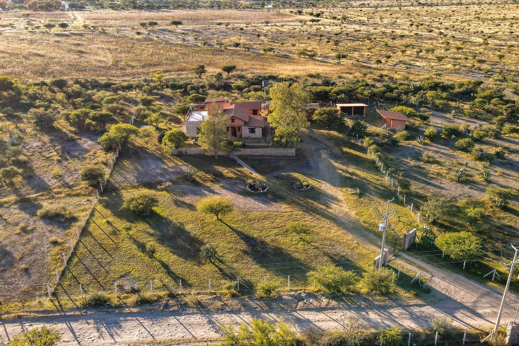 48. Single Family Homes for Sale at Casa de Campo San Miguel De Allende, Guanajuato Mexico