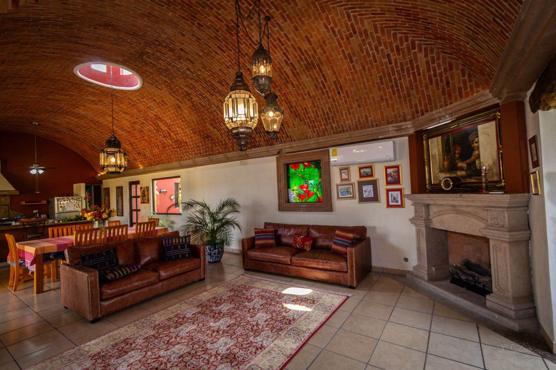 5. Single Family Homes for Sale at Casa Mariposa Mariposas San Miguel De Allende, Guanajuato 37885 Mexico