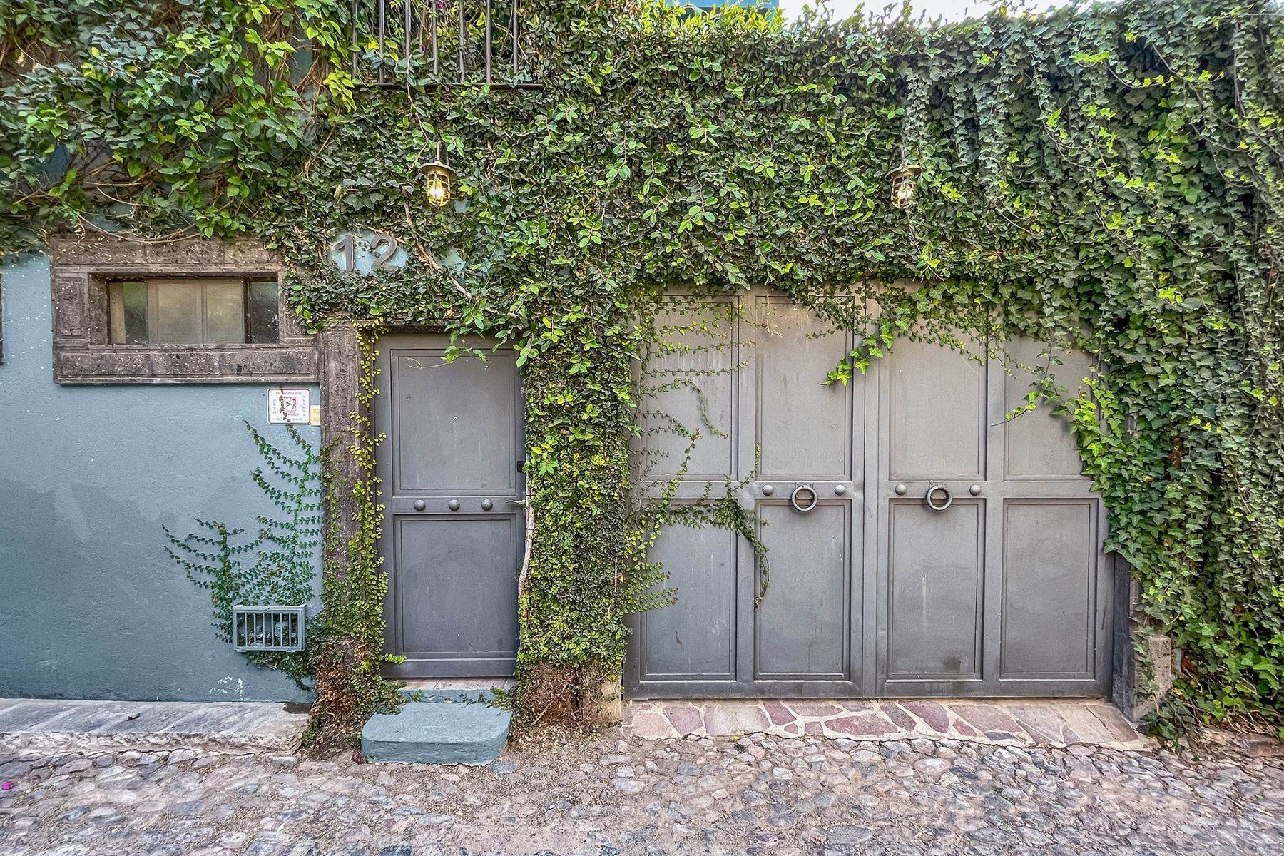 1. Duplex Homes for Sale at Casa Bayonetta Bayoneta 12 San Miguel De Allende, Guanajuato 37700 Mexico