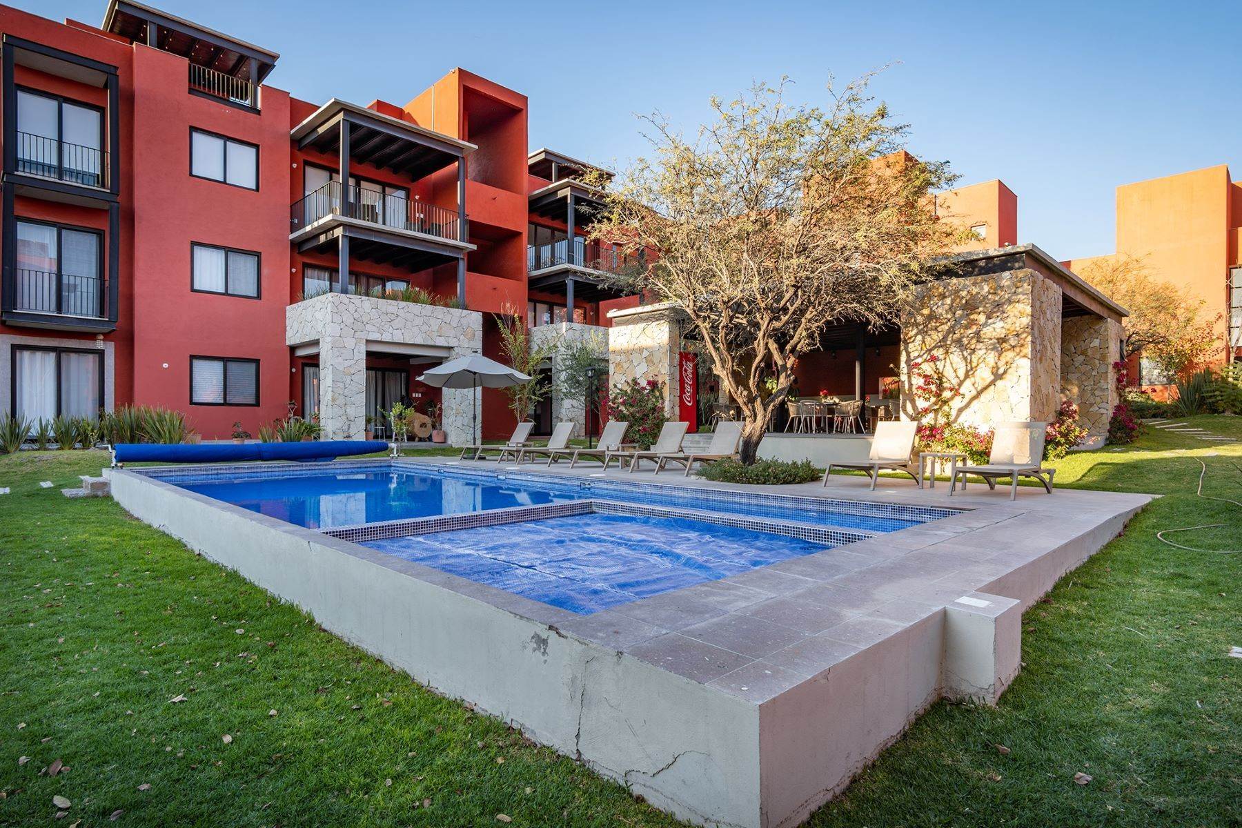 17. Condominiums for Sale at Condo Estrella 109 PUNTA DE CIELO, La Lejona San Miguel De Allende, Guanajuato 37765 Mexico