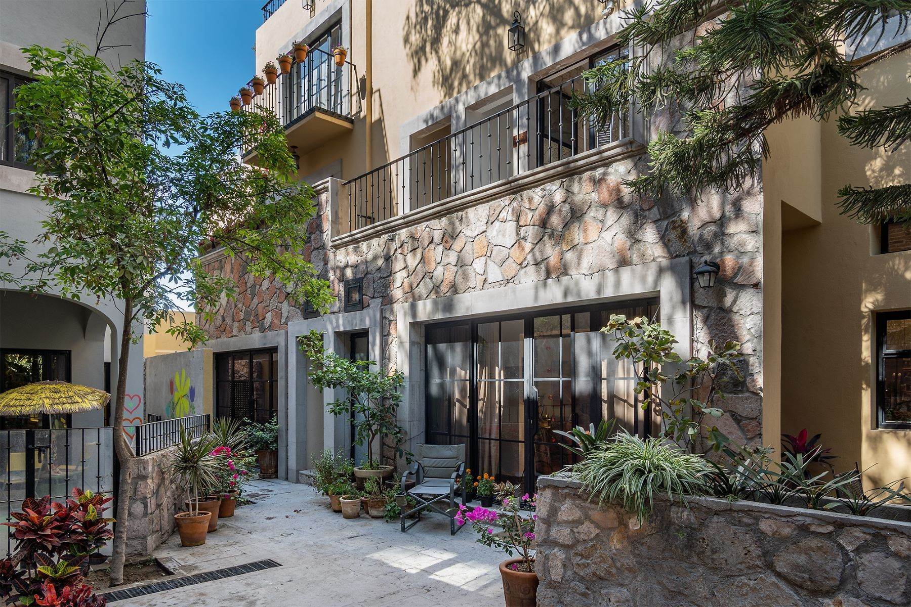 17. Condominiums for Sale at Quebrada Condo San Miguel De Allende, Guanajuato 37700 Mexico