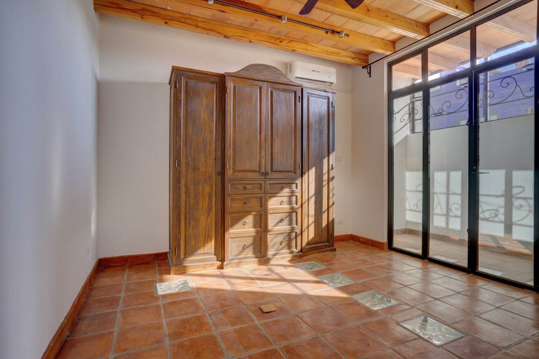 10. Single Family Homes for Sale at Casa Loreto Centro, San Miguel De Allende, Guanajuato Mexico