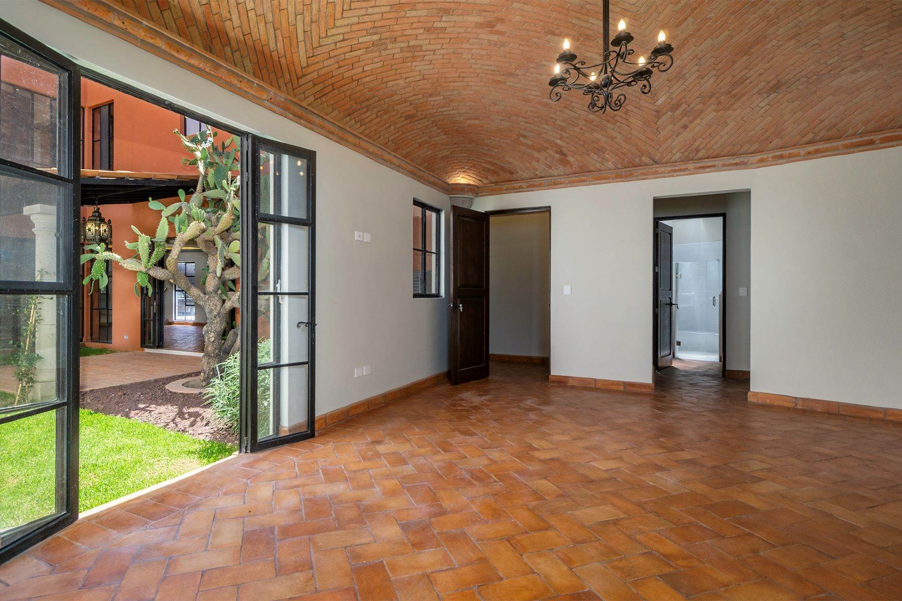 12. Single Family Homes for Sale at Casa San Diego Mesa de Malanquin San Miguel De Allende, Guanajuato 37797 Mexico