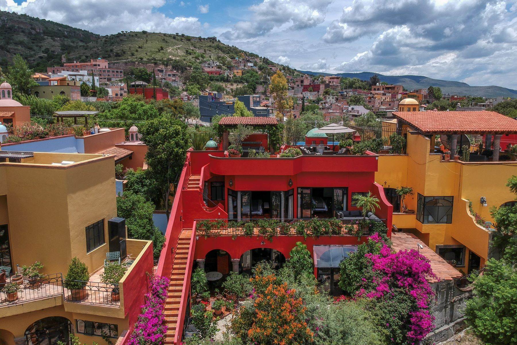 43. Single Family Homes for Sale at Casa Bovedas Allende, San Miguel De Allende, Guanajuato Mexico