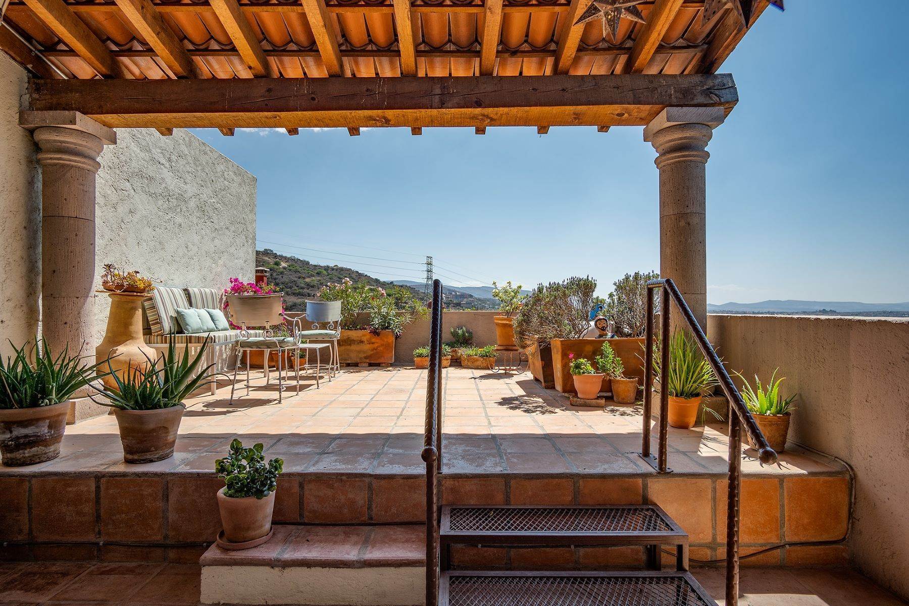 27. Single Family Homes for Sale at Casa Calandrias San Miguel De Allende, Guanajuato Mexico