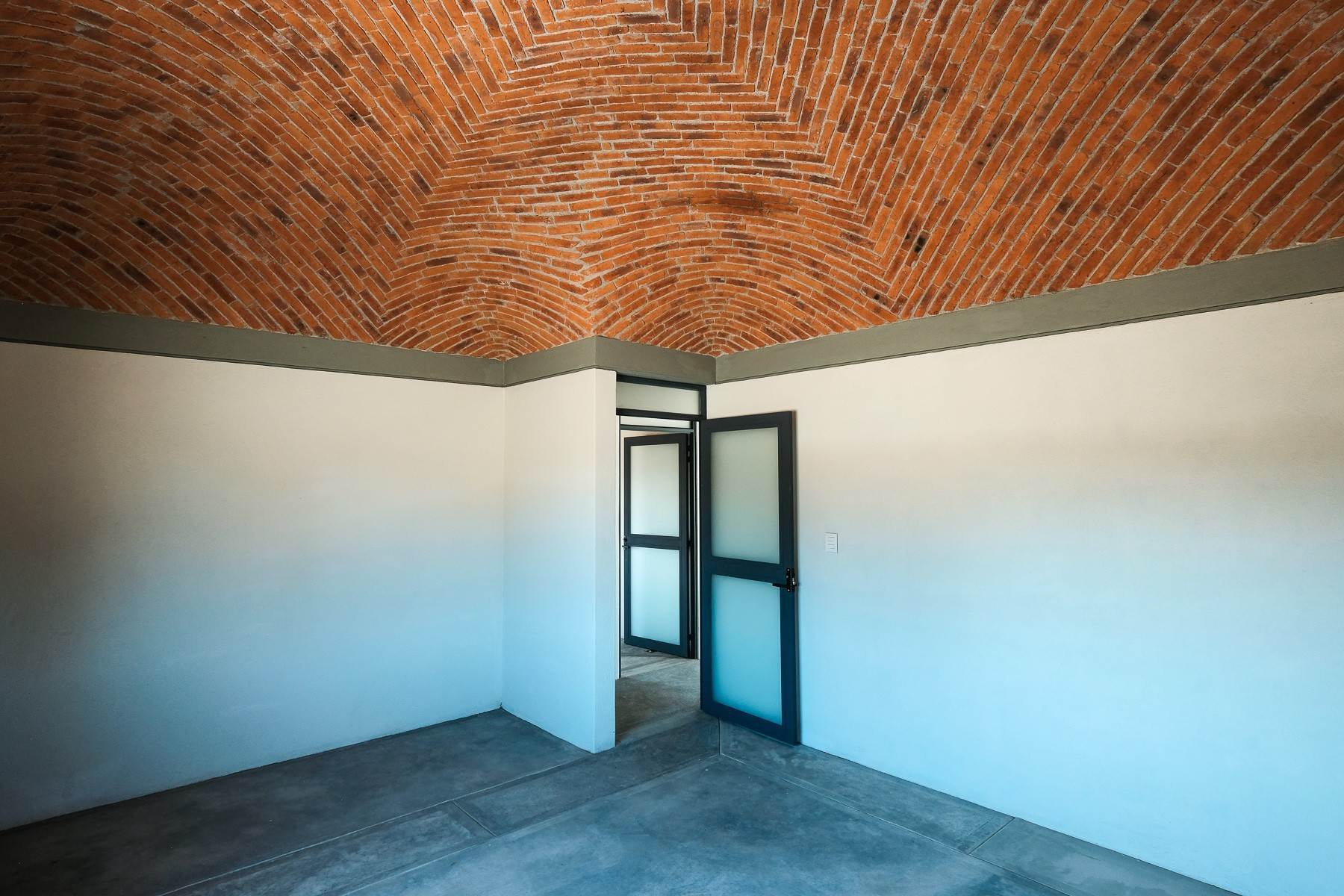 18. Single Family Homes for Sale at El Toreador, Camino a Los Rodríguez s/n San Miguel De Allende, Guanajuato 378883 Mexico