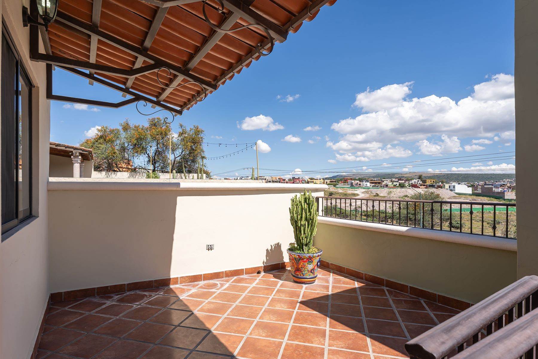 20. Property for Sale at Agave Apartments Av. Independencia San Miguel De Allende, Guanajuato 37730 Mexico