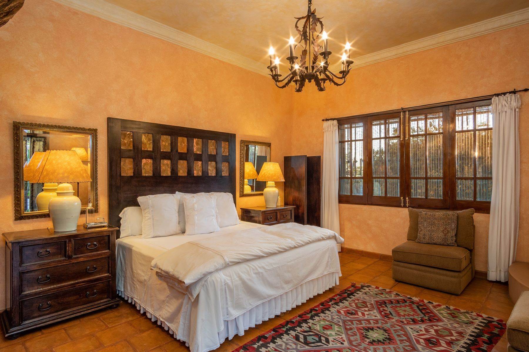 38. Bed and Breakfast Homes for Sale at Casa Chorro Calle del Chorro 39 San Miguel De Allende, Guanajuato 37700 Mexico